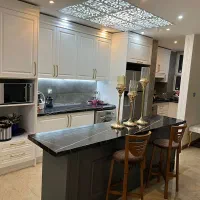 ۳۷۰متر/کاخ سفید/گلستان های اعیانی/تهاتر۵۰٪|فروش آپارتمان|کرج, عظیمیه|دیوار