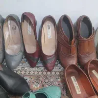 تعدادی کیف و کفش زنانه چرم اصل واقعی در حد سایز ۳۸
