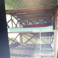 تخت ضدزلزله با قوطی محکم دوطبقه