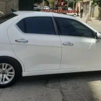 دنا پلاس دستی ۵ دنده 1400 سالم کم کار|خودرو سواری و وانت|کرمان, |دیوار