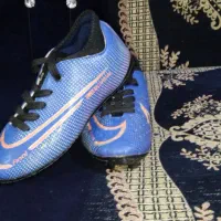 کفش سایز ۳۴