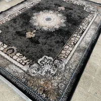 فرش ماشینی مجلل ورساچه زمینه ذغالی ++)/|فرش|اصفهان, عطار نیشابوری|دیوار