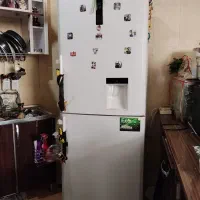 یخچال تمیز مرتب