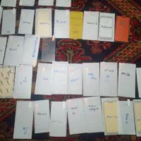 تعدادی گلس موبایل همراه