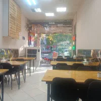 استخدام نیروی نیمه ماهر و خدماتی در کبابی