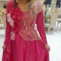 آموزش هنر گلسازی و جواهر دوزی