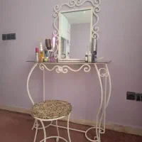 میز آرایشی