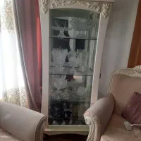 بوفه شیشه ایی درحد نو