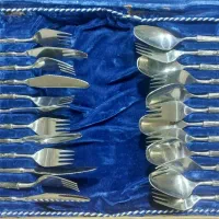 سرویس غذا خوری قدیمی