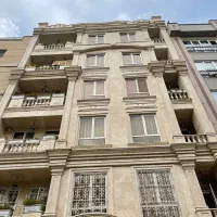 دیباجی ۱۰۵ متر ۲ خواب نورگیر فول امکانات بدون مالک