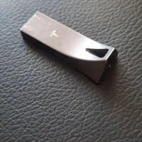 فلش ۱۲۸ گیگابایت