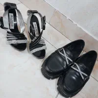 دو عدد کفش زنانه کاملا در حد نو