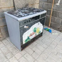 اجاق گاز فر دار و جوجه گردان 4000000تومان