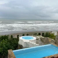 اجاره ویلا استخردار ساحلی اول دریا لب اب اب آب