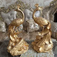 مجسمه طاووس