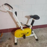 دوچرخه ثابت ورزشی