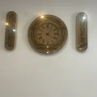 ساعت دیواری