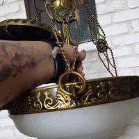 لوستر برنزی سیاه قلم سه شاخه