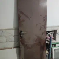 در چوبی دست دوم