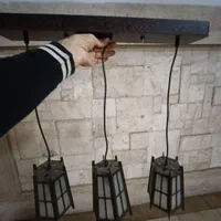 لوستر سه شاخه خطی چوبی|لوستر و چراغ آویز|تهران, گیشا|دیوار