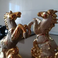 اسب های طلایی شیک  ارزان قیمت