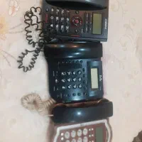 تلفن رو میزب