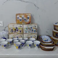 کلکسیونی تعدادی لوازم منزل و آشپزخانه ظروف گل پنبه