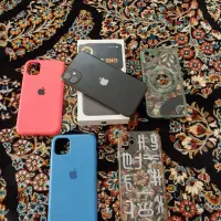 اپل iPhone 11 با حافظهٔ ۱۲۸ گیگابایت