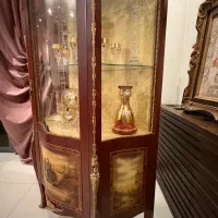 ویترین انتیک زیبا|بوفه، ویترین، کنسول|اصفهان, باغ زرشک|دیوار
