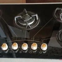 یک عدد اجاق گاز شیشه ای بفروش میرسد
