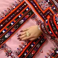 شیرازه . درکشوک .کریشی. چهاردانوک.|لباس|خاش, |دیوار