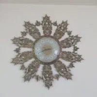 ساعت برنزی بسیار زیبا