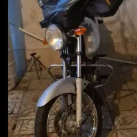 پولسار ۸۳ تک شمع