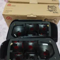 یک جفت چراغ عقب کاملا نو پژو405