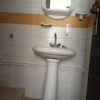 روشویی سرویس بهداشتی