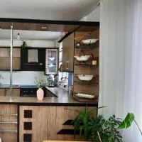 کابینتها با همه تجهیزات اشپزخانه