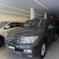 تویوتا لندکروز مدل ۲۰۱۰