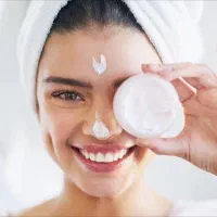 مشاوره  سلامت پوست و مو