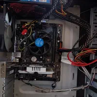 فروش کیس اداری - گیم - i3 6100- ram 8 و مانیتور