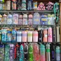 فروشنده خانم