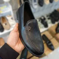 کفش با قیمت استثنایی