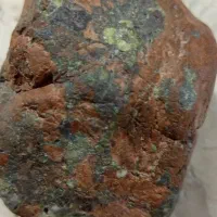 قطعه سنگی بسیار خوشگل|کلکسیون اشیاء عتیقه|کرمان, |دیوار