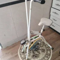دوچرخه ثابت ورزشی صحیح سالم