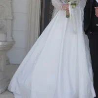 فروش لباس عروس،به همراه ژپون لباس و کفش عروس