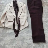 کت و شلوار و تاپ