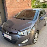 هیوندای i20