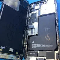 تعمیرات تخصصیه آیفون