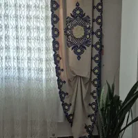 فروش کنار پرده