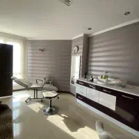 شمال میدان ونک بر اصلی ولیعصر/۱۱۵متراداری/تابلوخور