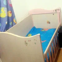تخت بچه|تخت و صندلی بچه|اهواز, لشکرآباد|دیوار